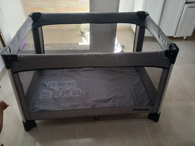 Chiqueirinho de bebê semi novo.
