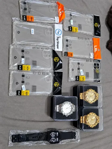 LOTE COM 7 CAPINHAS DE IPHONE + 4 RELÓGIOS ? R$ 200 TUDO! ?<br>