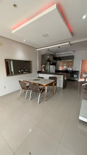 SOBRADO MOBILIADO PARA LOCAÇÃO 3/4 SENDO UM SUÍTE - CIDADE JARDIM  <br>