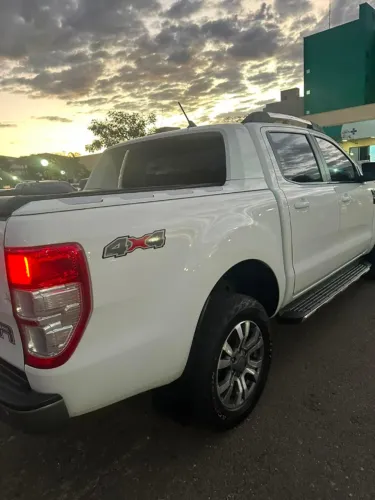 Ford Ranger XLS 2.2 4X4 CD Diesel Aut. 2022