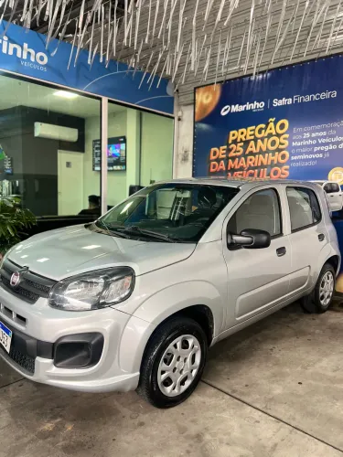 Fiat Uno Attractive 1.0 EVO Fire Flex 8V 5P 2021
