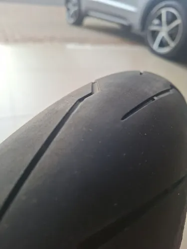 Vendo Pneu Super Corsa SP 120/70/17