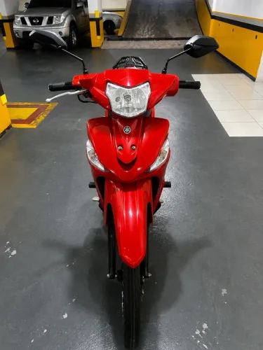Yamaha Crypton 2012 - 115 Cilindradas.