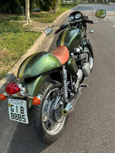 Triumph Thruxton 900 2014