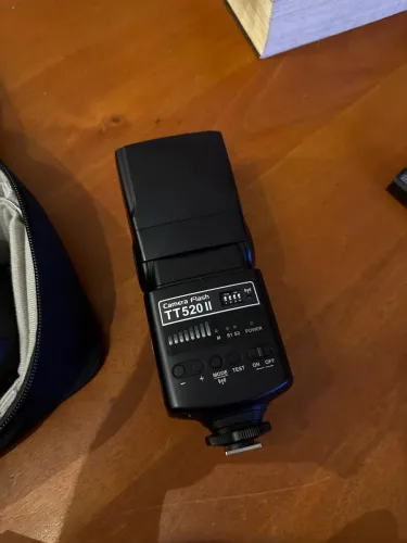 Flash Godox TT520 II  (universal)