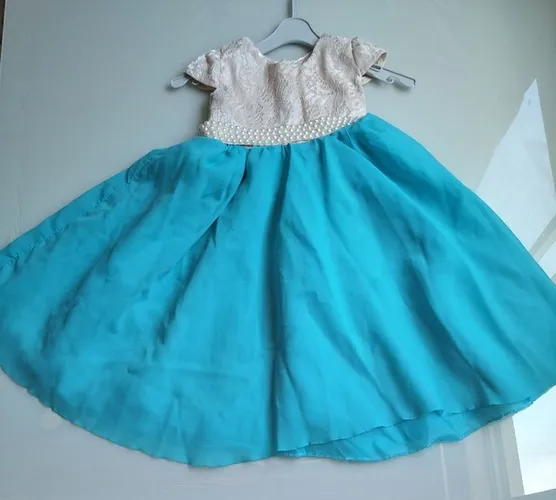 Vendo vestido de criança 