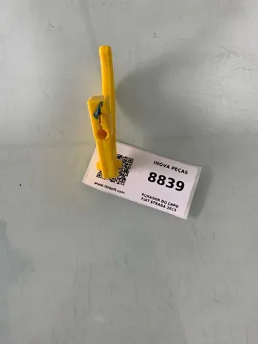 puxador do capo Fiat Strada 2015 8839
