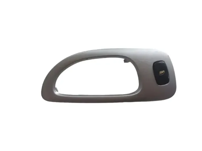 Moldura Botão Vidro Elétrico  Peugeot 307 2011 Tras Esq n218