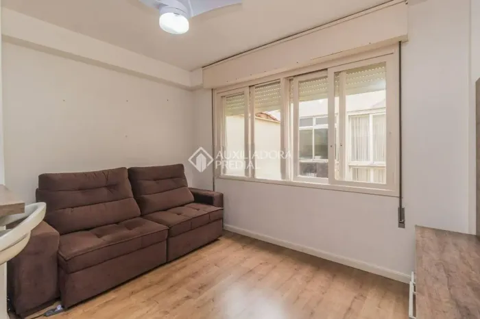 Apartamento Semi Mobiliado à Venda - Farroupilha