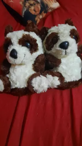 Par de pantufa de Pelúcia Pandas