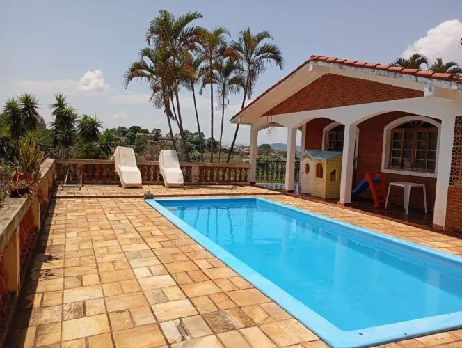 Casa à venda - Jardim Mirante - Águas de Lindóia/SP