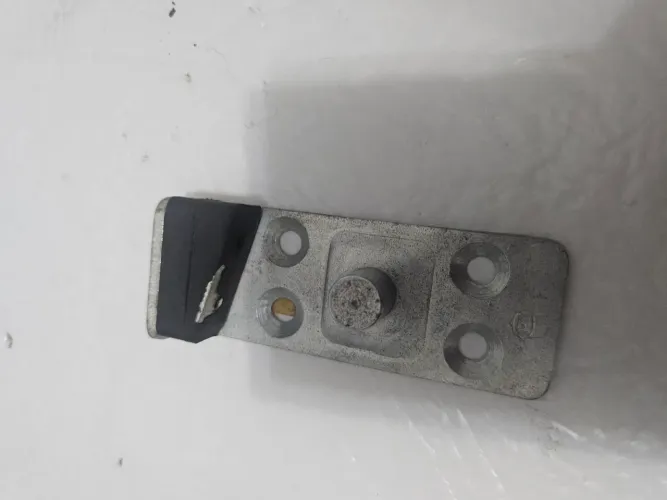 Caminhão mercedes 1111 1113 batente fechadura porta novo original