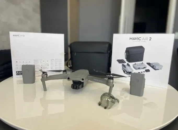 Drone DJI Mavic Air 2 Fly More Combo Seminovo