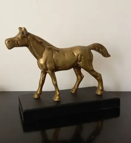 Escultura bronze - Cavalo - 35 x 26 cm - 4,7 kg