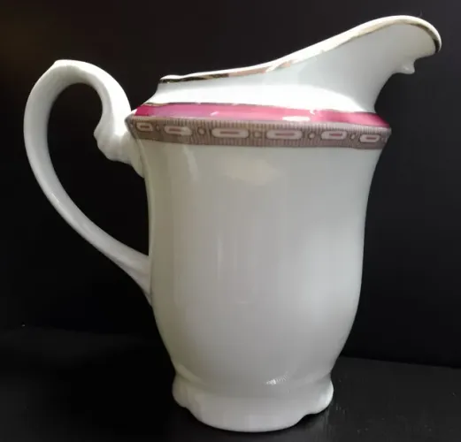 Cremeira de porcelana 