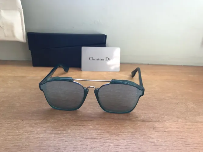 Óculos Dior attitude 