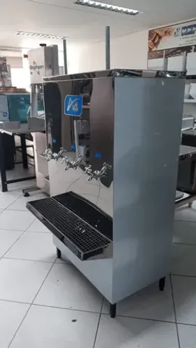 Bebedouro Ind 100 litros 3 torneiras - A4 ind - Sadi