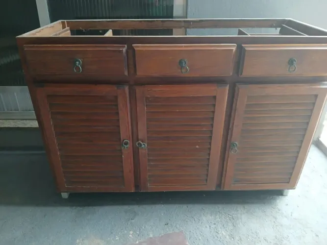 Vendo pia com armário e vaso