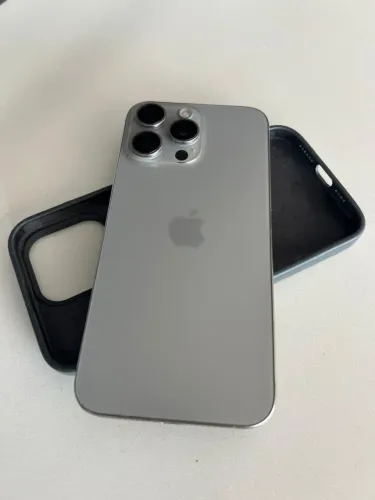IPHONE 15 PRO MAX ? 512 ? GIGAS  - Cinza Espacial - MU6D3LL/A