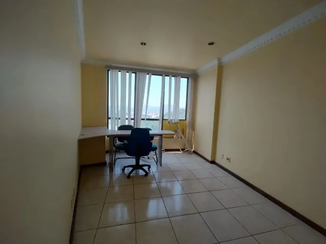Excelente Sala Comercial no Niterói Shopping