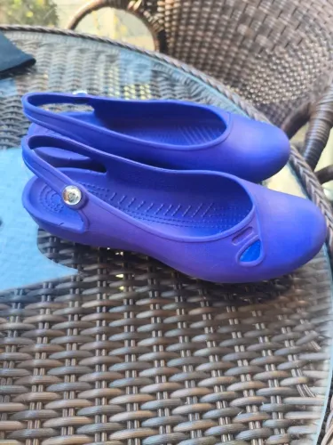 Crocs lilás 38
