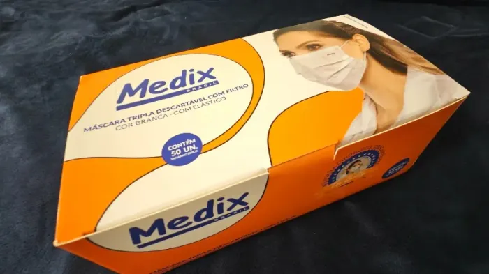 4 caixas Máscara cirurgica descartável B2 e Medix 50 unidades cada caixa