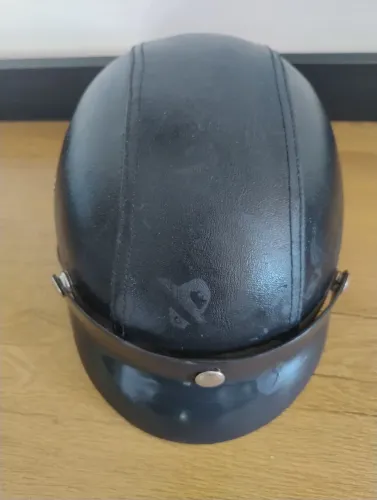 Capacete Coquinho Couro Preto Antigo