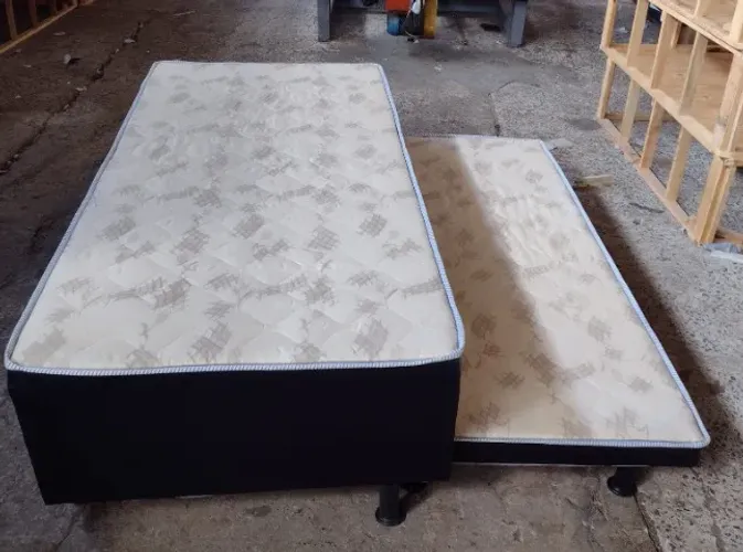 CAMA DE SOLTEIRO COM AUXILIAR 