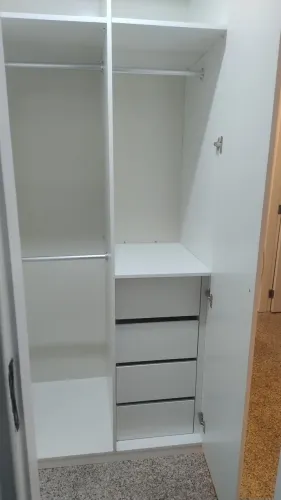 Guarda-Roupas Branco de 2 Portas com 3 Gavetas
