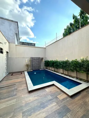 Vendo Casa Bairro Nova Esperança com Piscina