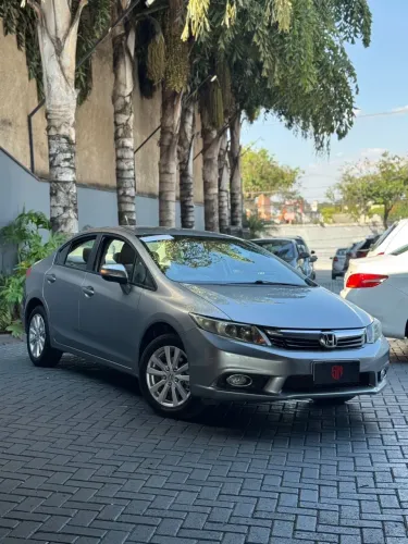 Honda Civic Sedan LXR 2.0 Flexone 16V Aut. 4P 2014