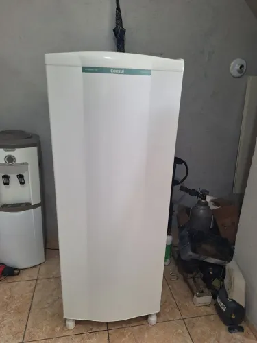 Geladeira degelo seco