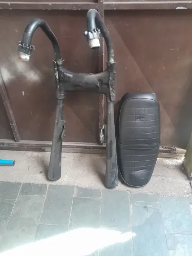 Escapamento e banco cb400