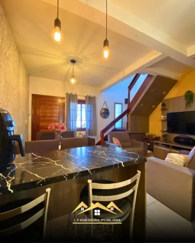 Sobrado à venda em Gravataí, Morada do Vale I, com 2 quartos, com 61.1 m²