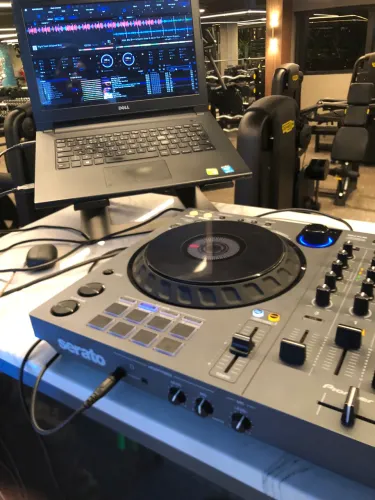 Base Notebook DJ