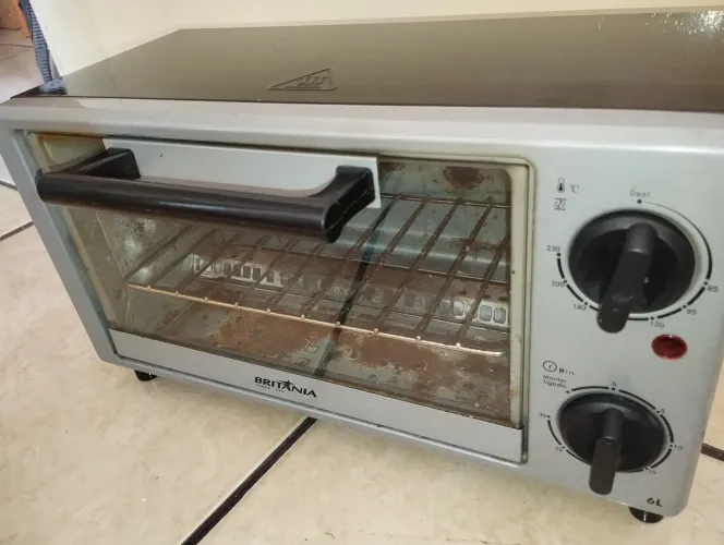 Mini Forno Elétrico Britânia 6L - Ideal para sua cozinha!