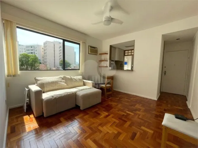 Apartamento à venda com 2 quartos, sendo 1 suíte, no condomínio First Class, Rio de Janeir