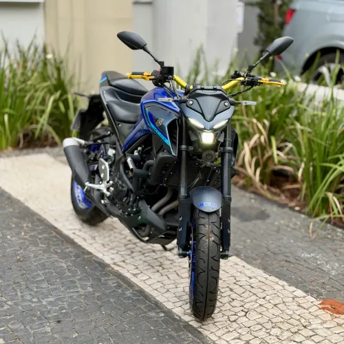 Yamaha MT-03 Azul