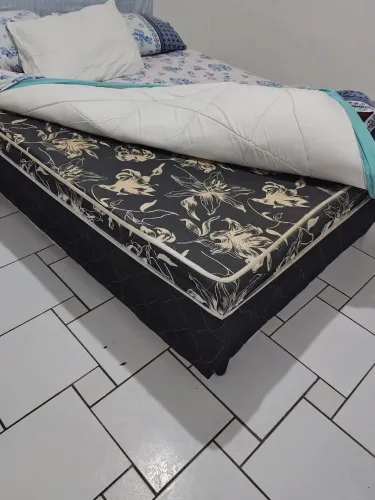 Cama box casal simples