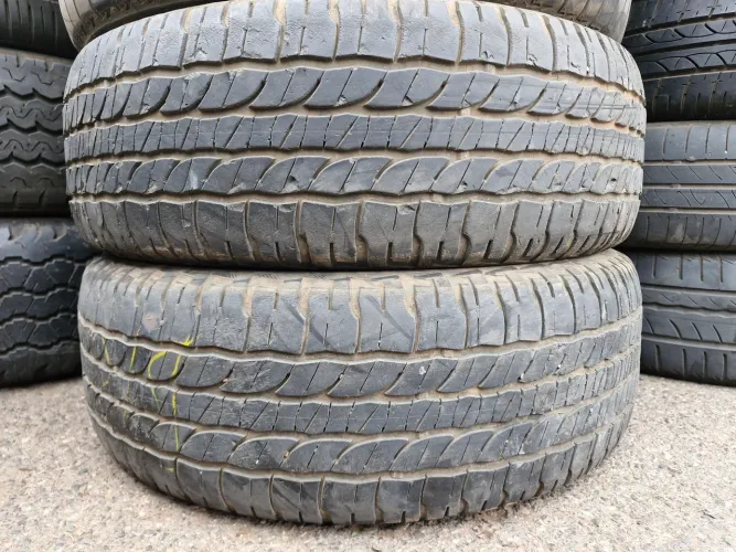 Par de pneus 195/60/16 Michelin 
