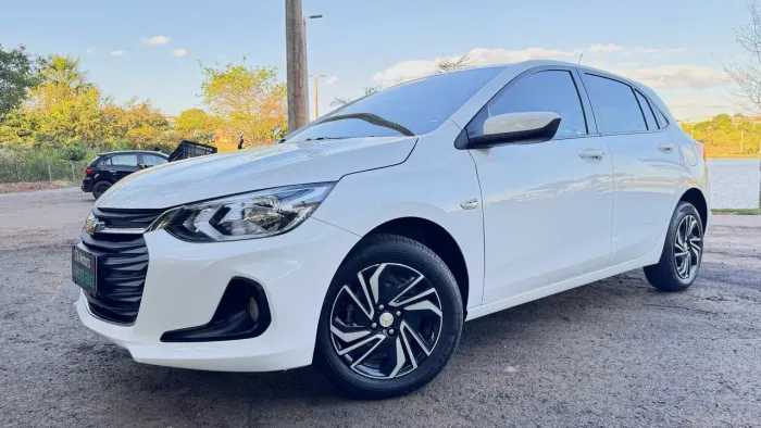 Chevrolet Onix Hatch LT 1.0 12V Flex Mec. 4P 2025