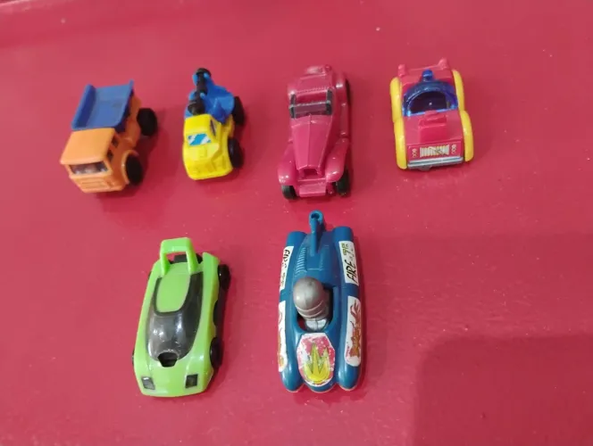 Lote carrinhos antigos Kinder ovo 