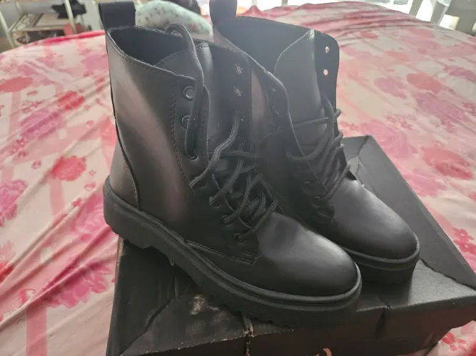 COTURNO FEMININO NOVO