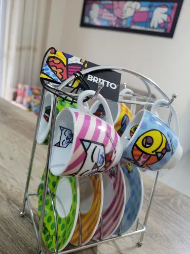 Conjunto de Xícaras e Pires - Romero Britto