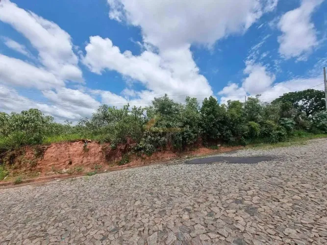 Lote à venda, Belvedere - Divinópolis/MG