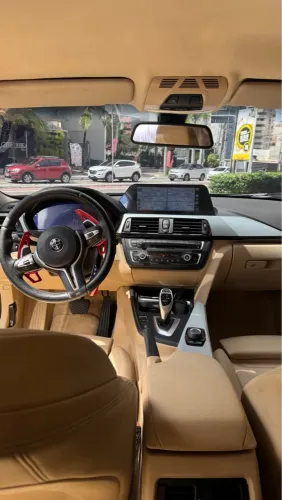 BMW 320i premium para exigentes