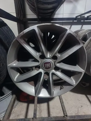 Jogo de rodas Fiat Freemont Aro 17 5x127