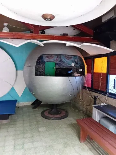 CABINE ESPACIAL - TRAILER 