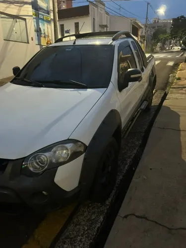 Fiat Strada Adventure 1.8/ 1.8 Locker Flex CE 2013