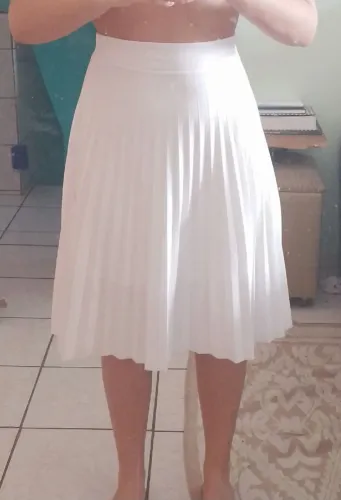 Saia Plissada midi Branca